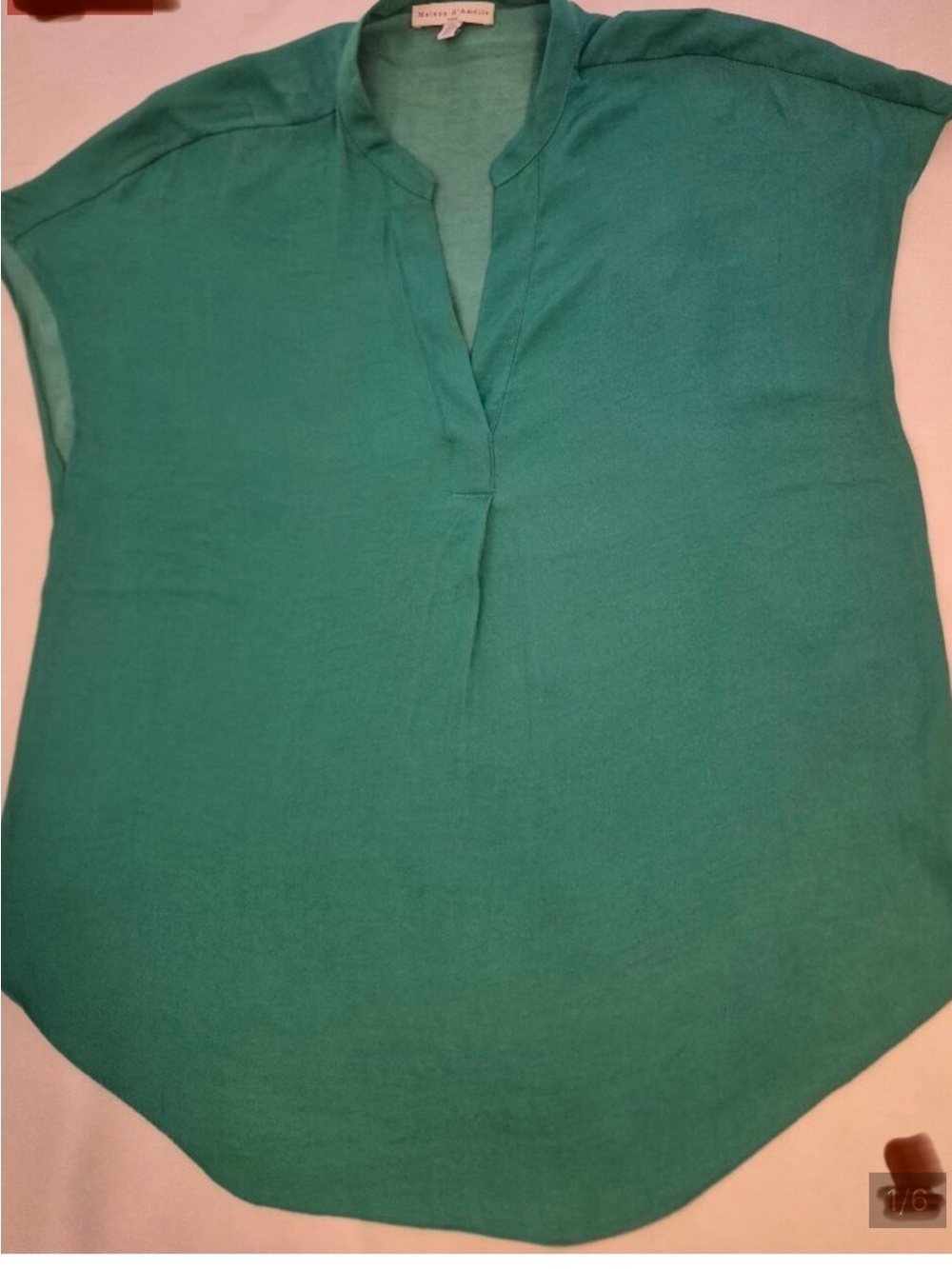 Maison d Amelie Women's Top. Size S , Green.
